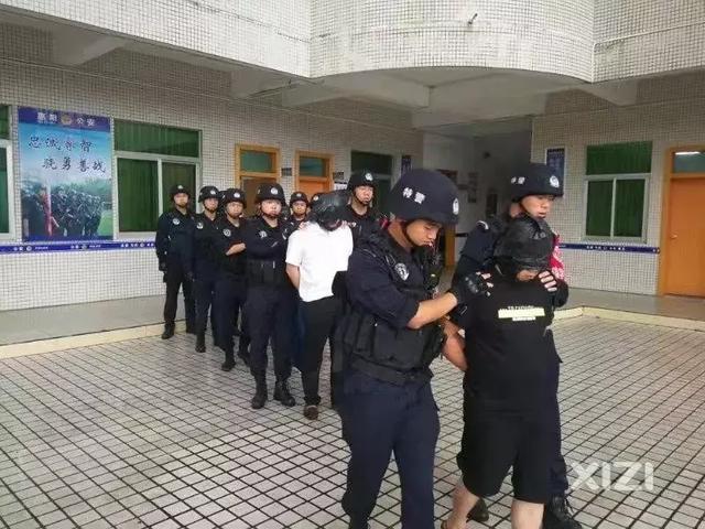 惠州：摩的司机拉皮条赚“外快”，涉嫌介绍卖淫罪被逮捕
